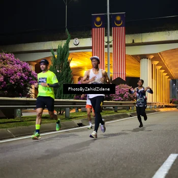 Runner Photo 6338313