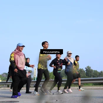Runner Photo 6338329