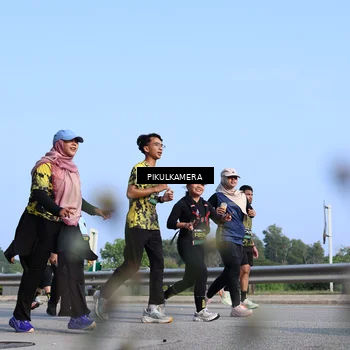 Runner Photo 6338341