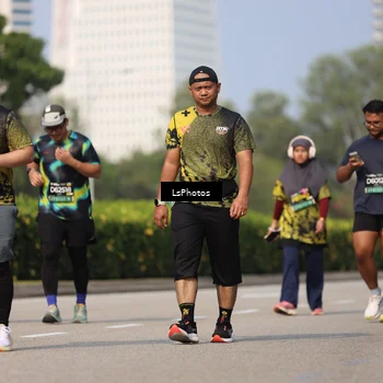 Runner Photo 6338398