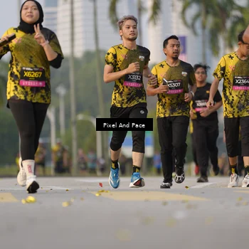 Runner Photo 6338447