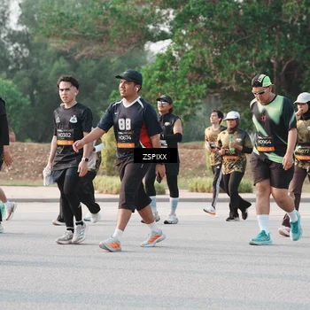 Runner Photo 6338457