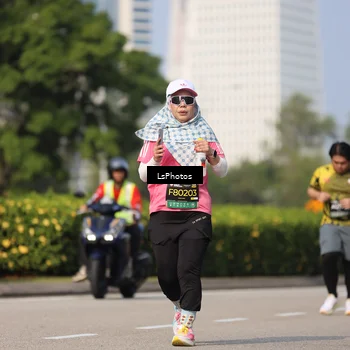 Runner Photo 6338476