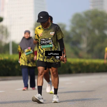 Runner Photo 6338594