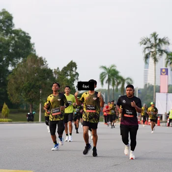Runner Photo 6338654