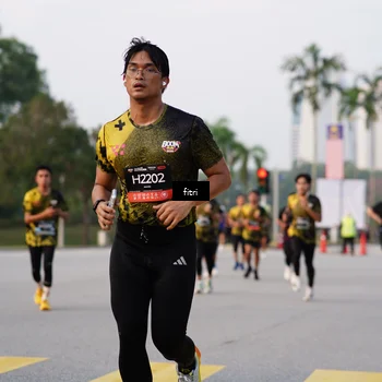Runner Photo 6338872