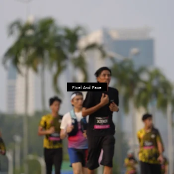 Runner Photo 6338917