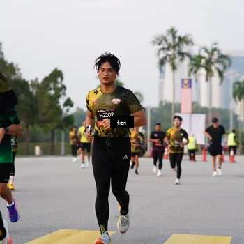 Runner Photo 6338926