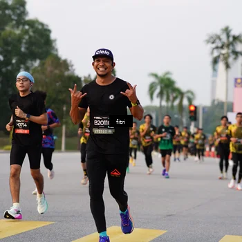 Runner Photo 6339040