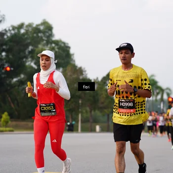 Runner Photo 6339398