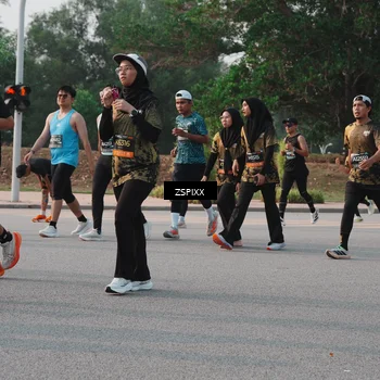 Runner Photo 6339413
