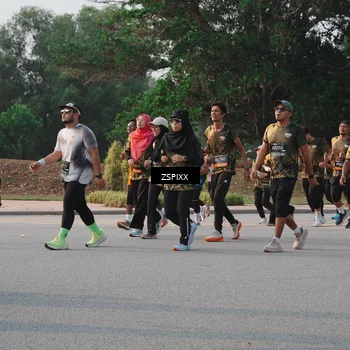 Runner Photo 6339425