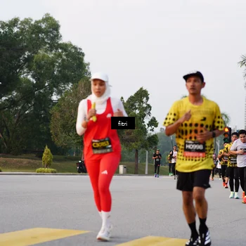 Runner Photo 6339426
