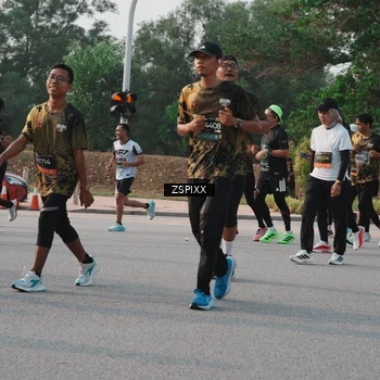 Runner Photo 6339485