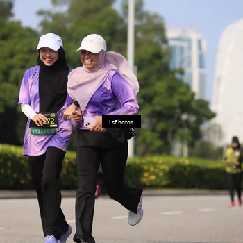 Runner Photo 6339796