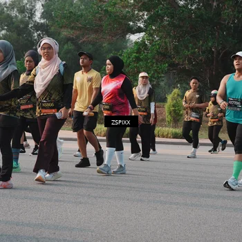 Runner Photo 6339859