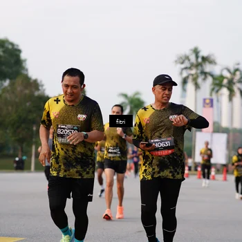 Runner Photo 6339886