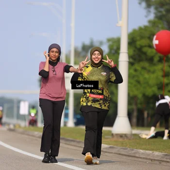 Runner Photo 6339920