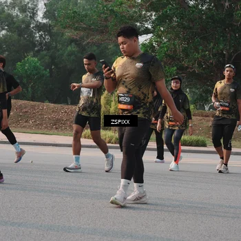 Runner Photo 6340435