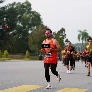 Runner Photo 6340628