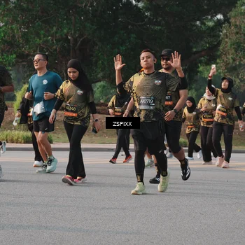 Runner Photo 6340684