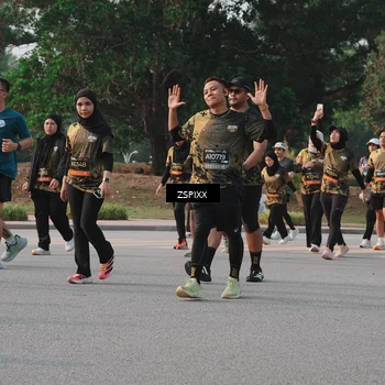 Runner Photo 6340710