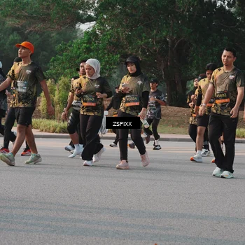 Runner Photo 6340745