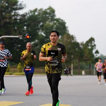 Runner Photo 6340789