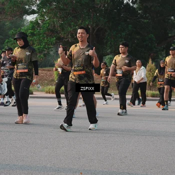 Runner Photo 6340795