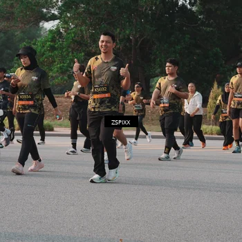 Runner Photo 6340801