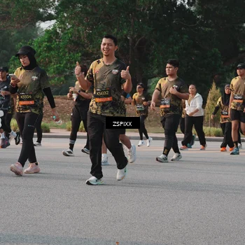 Runner Photo 6340817