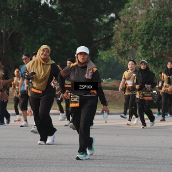 Runner Photo 6341000