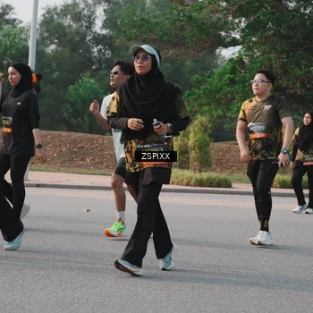 Runner Photo 6341064