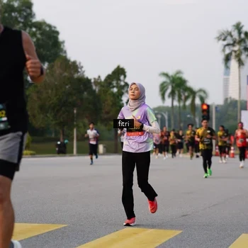 Runner Photo 6341097