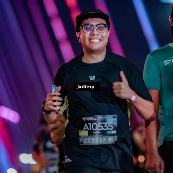 Runner Photo 6342188