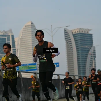 Runner Photo 6342367