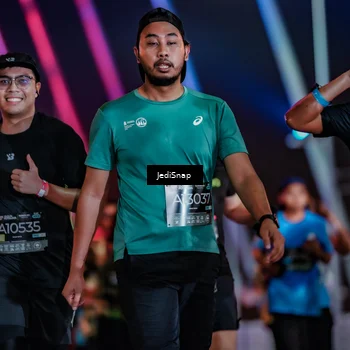 Runner Photo 6342369