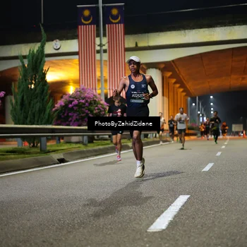 Runner Photo 6342453