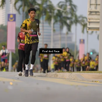 Runner Photo 6342675