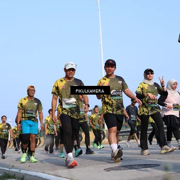 Runner Photo 6342708