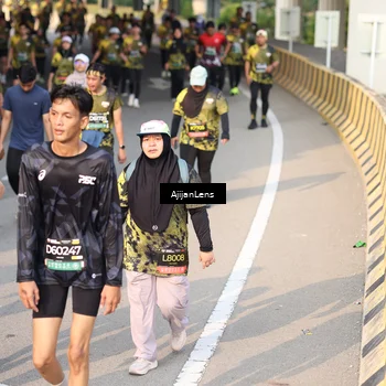 Runner Photo 6342799