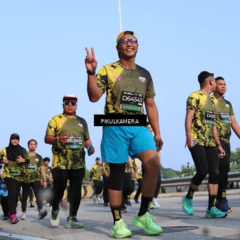 Runner Photo 6342813