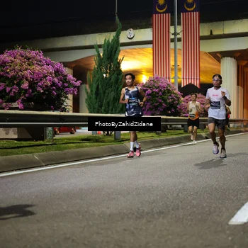Runner Photo 6342891