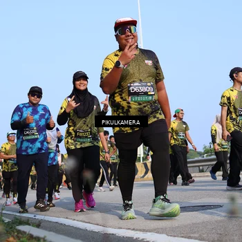 Runner Photo 6342921