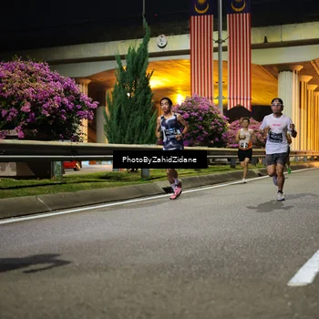 Runner Photo 6342945