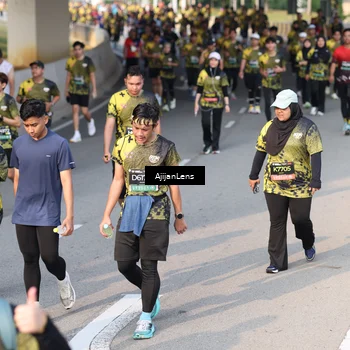Runner Photo 6343015