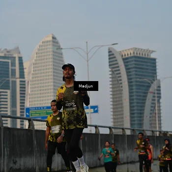 Runner Photo 6343027