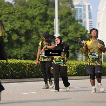 Runner Photo 6343028