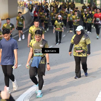 Runner Photo 6343031