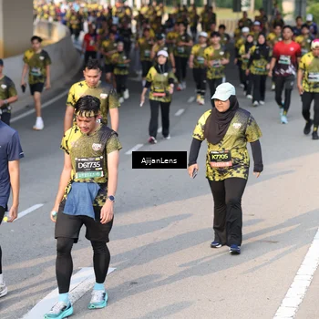Runner Photo 6343056